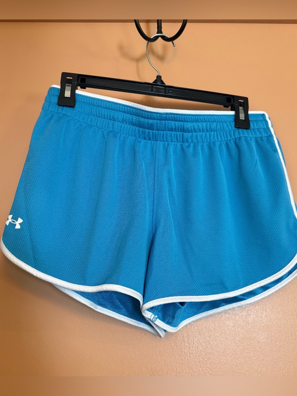 Under Armour Vanish Knit Shorts Women’s Small Blue White Athletic Running NWT